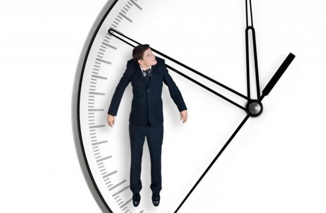 Професор от Харвард предлага да изчислим колко ни струва излишното губене на време