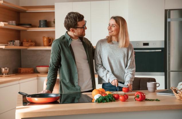 Виц: Скъпи, какво искаш за вечеря?