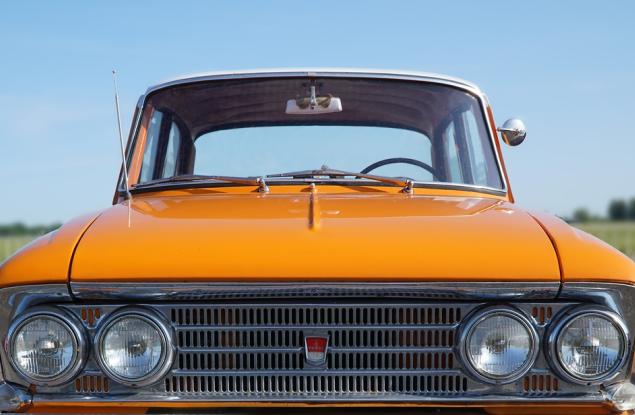 Виц: Руснак закъсал в тайгата с москвича си 