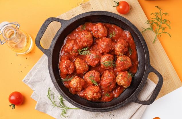 Готвим заедно и вкусно: Кюфтенца в доматен сос