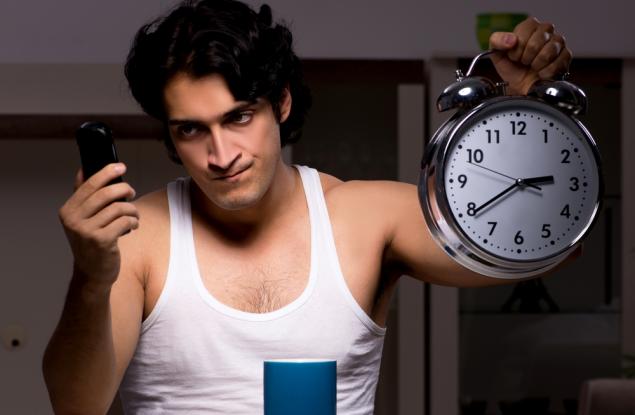 Не можете да ми звъните по работа след 21:00 ч. или да ме безпокоите през почивните дни. Точка