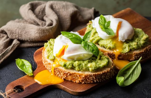 Ако хапвате по две яйца на ден, „лошият“ ви холестерол няма да се повиши