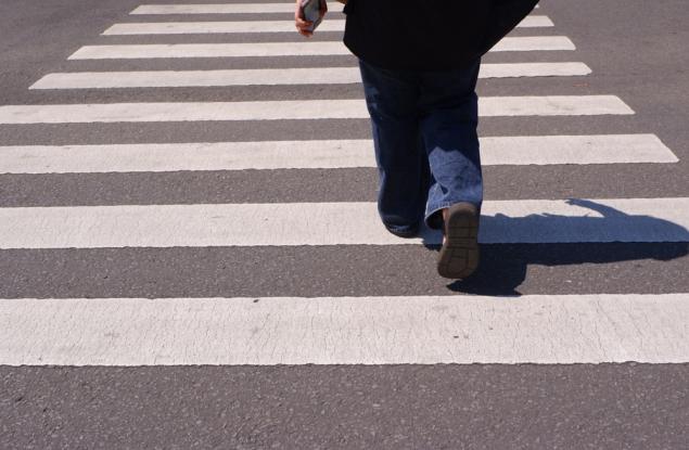 Виц: Кой пресича най-внимателно?