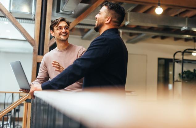 Виц: Откъде да взема втора ръка части за Форд?