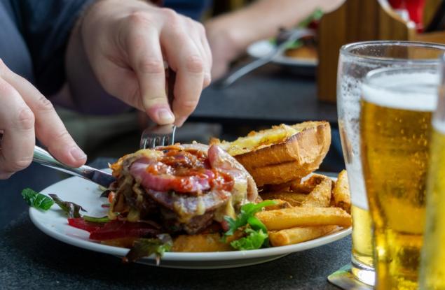 Свръхпреработените храни увеличават риска от рак на белия дроб