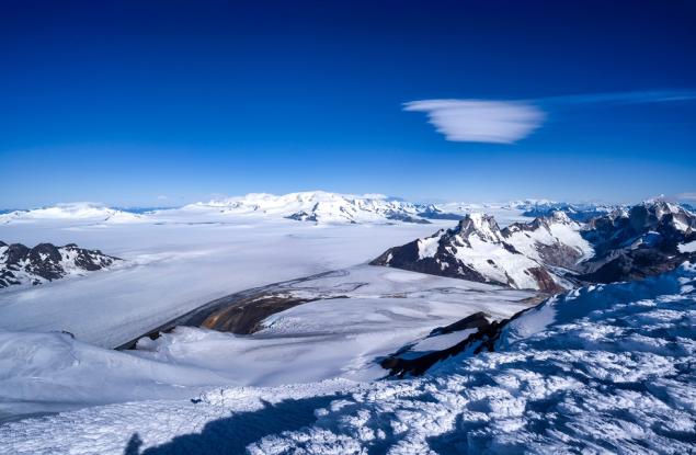 Космически инженери създават сонди-роботи за измерване на топенето на ледовете на Антарктида