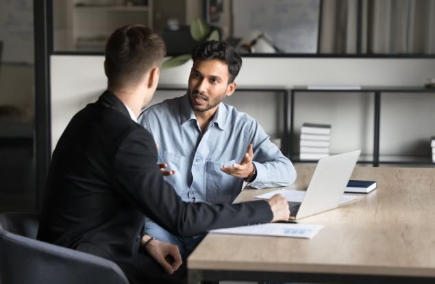 Виц: Пешо, ти защо се раздели с Мимето?