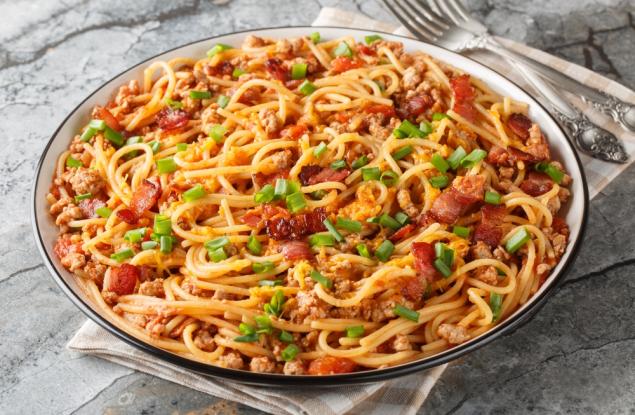 Какво пази спагетите цели при варене? Ново шведско проучване разкрива ролята на глутена и солта