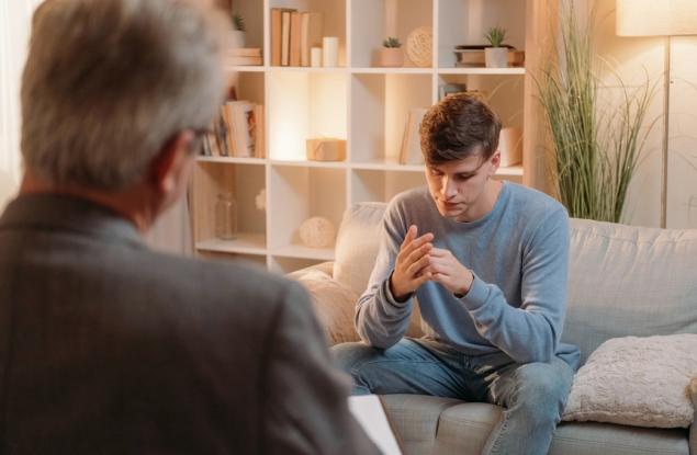 Виц: Опишете ми живота си