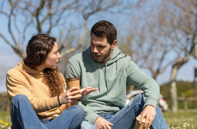 Виц: Преди да се оженим, ти ми обещаваше купища от злато