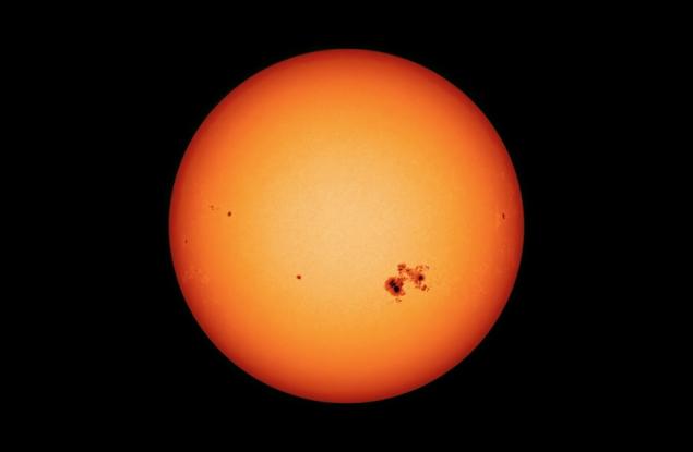 Проучване на слънчевия цикъл разкрива тенденции в броя на заредените частици и взаимодействията им