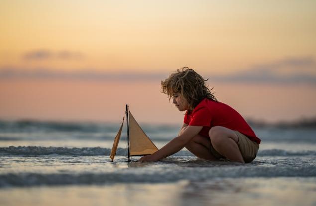 Обществото често прощава на престъпниците, но не и на мечтателите