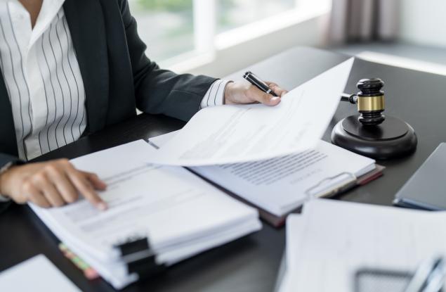 Виц: Колко струва разводът?