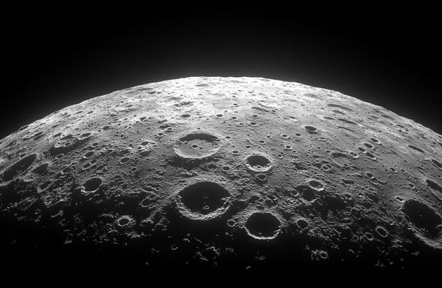 NASA ще картографира водните запаси на Луната