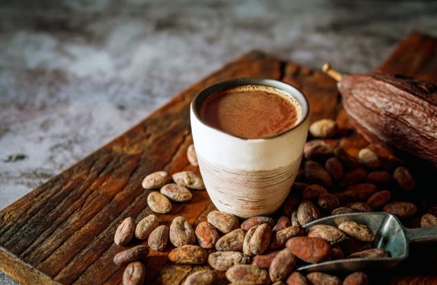 Горещо какао, чай и плодове предпазват сърцето при заседнал начин на живот