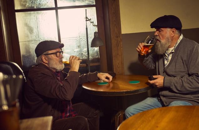 Виц: Как реагира жена ти, когато се прибереш пиян?