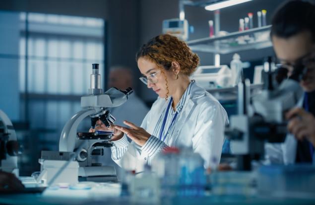 Започнаха изпитание на лекарствo с отрова от паяк за лечение на уврежданията от инфаркти и инсулти