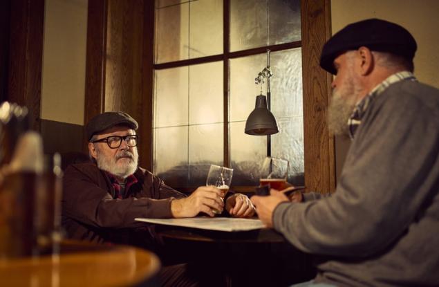 Виц: Ти защо пиеш?