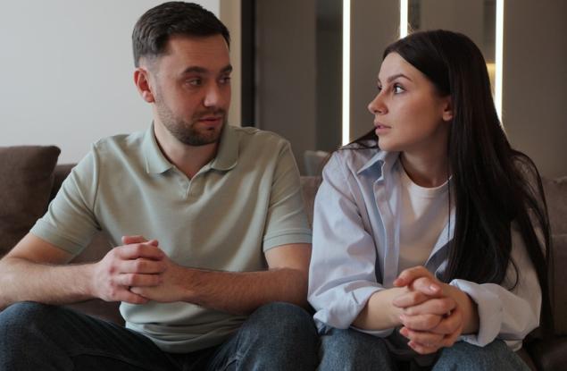 Виц: Днес не си ми казал, че ме обичаш!