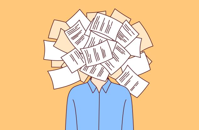 Виц: Човек в СССР отива да внесе вноската си за кола