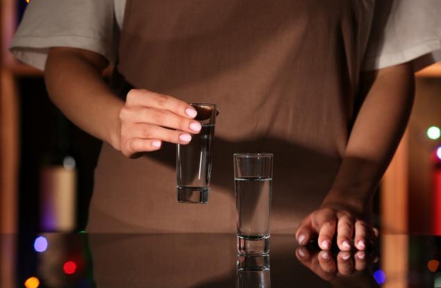 Виц: Как американец си представя утро в Русия