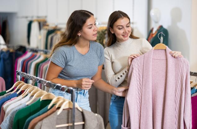 Виц: Ленчеее, това да не ти е фейсбук?