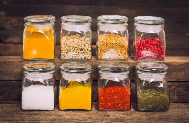 Безобидните бурканчета за подправки могат да бъдат основен източник на замърсяване на хранителните продукти