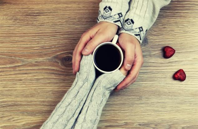 Всичко, което искам, е чаша кафе с теб, която да стопли ръцете, сърцето и душата ми