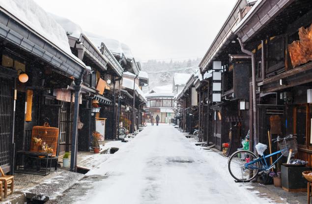 Град в Япония планира да произвежда електричество от сняг
