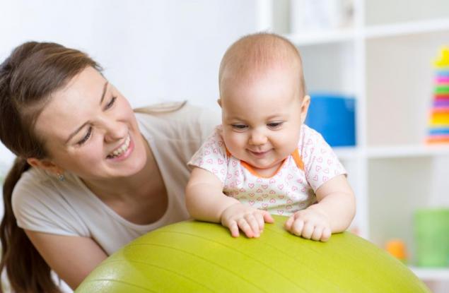 Най-подходящата гимнастика за бебето