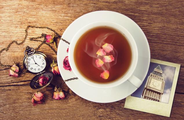 Британският 5 o'clock, в който чаят и кейкът си подават ръце