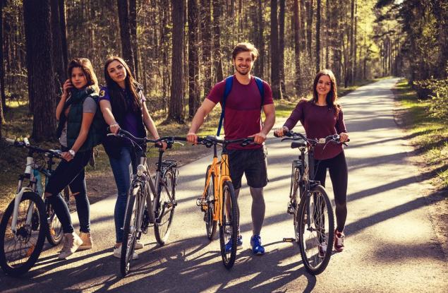 Учени установиха колко близки приятели може да има човек