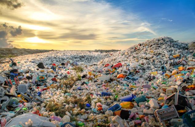 Учени са открили пестициди в рециклирани пластмаси в 13 страни 
