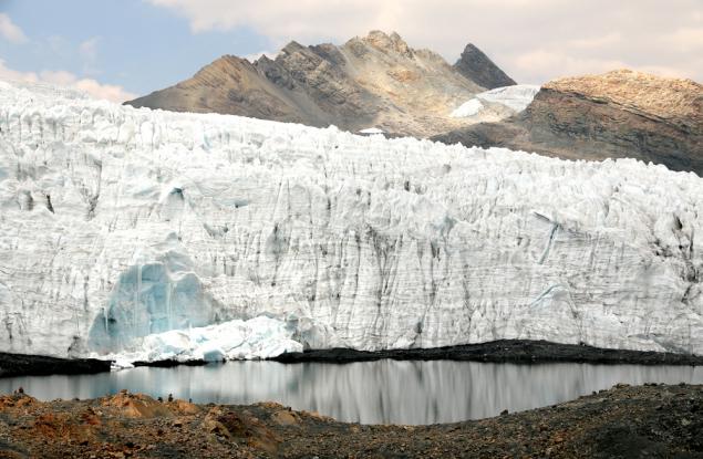 Над половината от ледниците в Перу са се разтопили в последните шест десетилетия, казват учени 