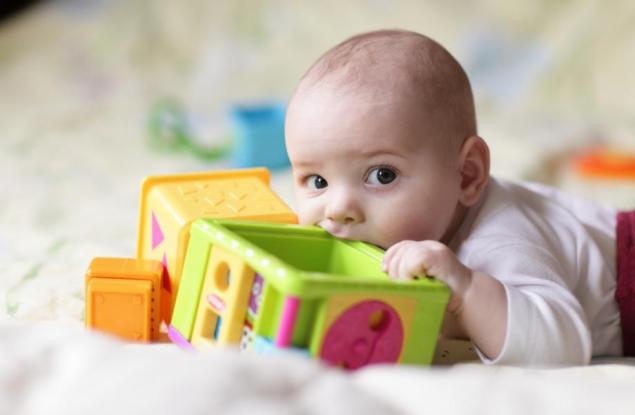 Кога започва оралната фаза в растежа на децата