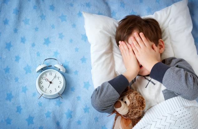 Децата, които не си доспиват, са изложени на по-висок риск от психични проблеми