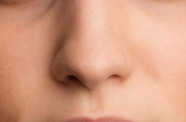 Проучване разкрива, че двете ни ноздри усещат света по уникален начин