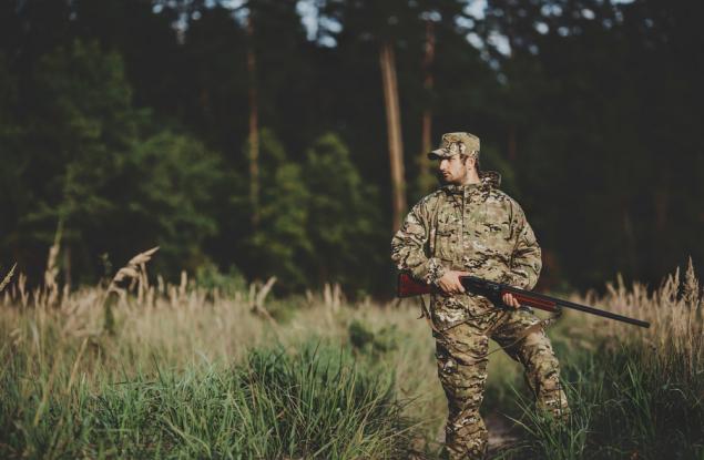 Виц: Мъжете, които ходят с камуфлажно облекло 