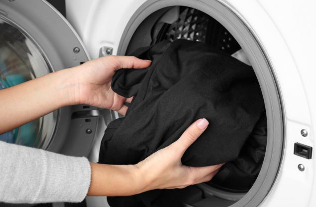 Защо да перем черните дрехи с кафе