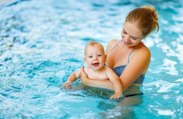 Може ли бебето да плува