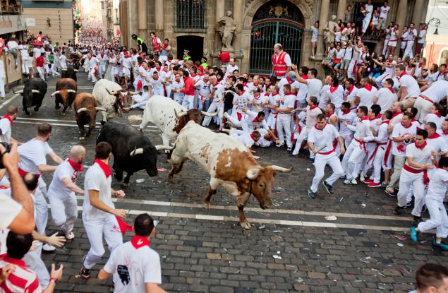 Учени използват фестивала Сан Фермин, за да прогнозират движението на тълпите