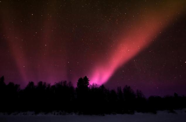 Тази нощ има шанс да наблюдаваме полярно сияние над България