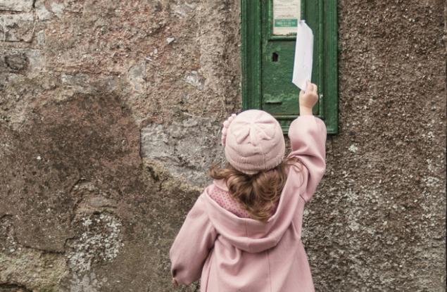 5-годишно момиченце изпрати трогателно писмо на 93-годишния си съсед под карантина