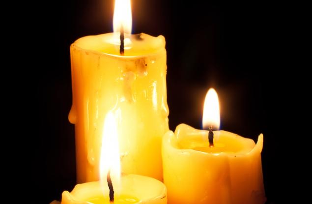 Как крушката не угаси свещта