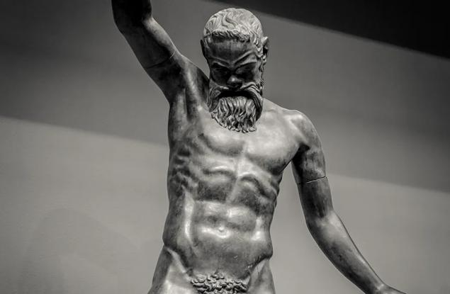 Защо древногръцките статуи имат толкова малки пениси?