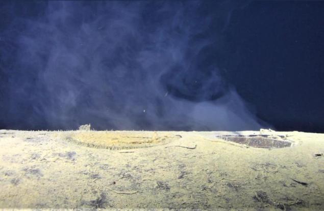 Потънала съветска подводница изпуска радиоактивни вещества в Норвежко море