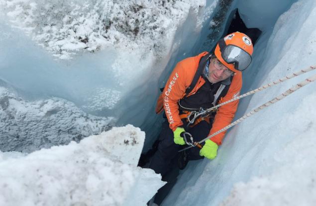  Български учени доказаха способността на Антарктика да пази леда си от Слънцето