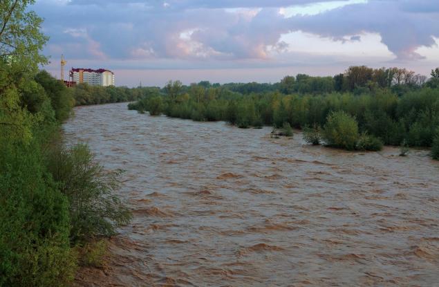 Бедствия по наша вина: Къде се пробива системата?