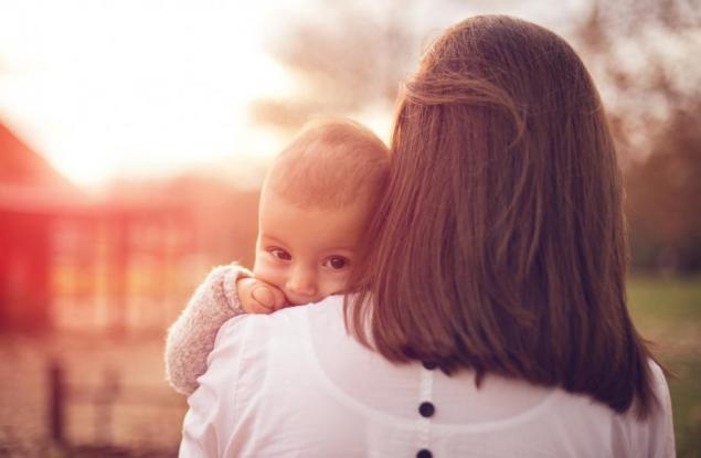 11 безнадеждно остарели правила за отглеждане на бебета