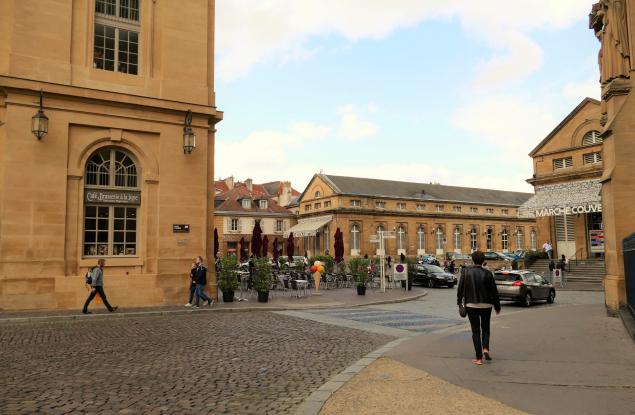 Мец - киш Лорен от слънчев камък